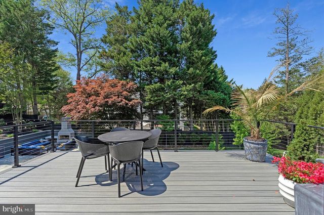 1228 PERRY WILLIAM DR, Mclean, VA 22101