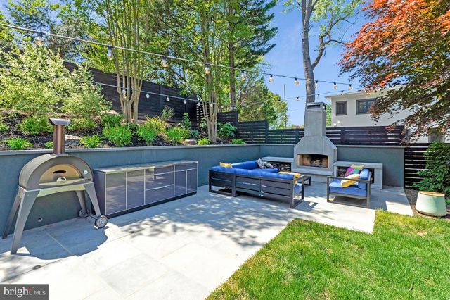 1228 PERRY WILLIAM DR, Mclean, VA 22101