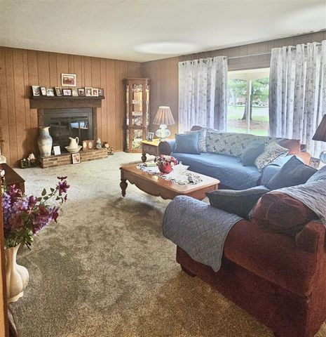 2902 Lincoln Avenue, Saint Joseph, MI 49085