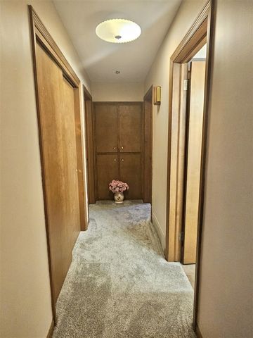 2902 Lincoln Avenue, Saint Joseph, MI 49085