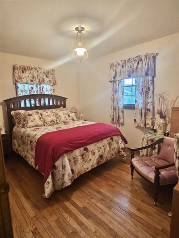 2902 Lincoln Avenue, Saint Joseph, MI 49085