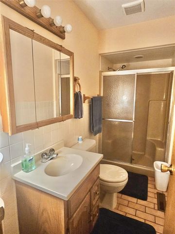 2902 Lincoln Avenue, Saint Joseph, MI 49085