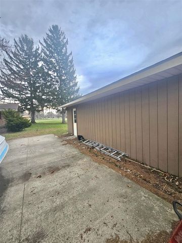 2902 Lincoln Avenue, Saint Joseph, MI 49085