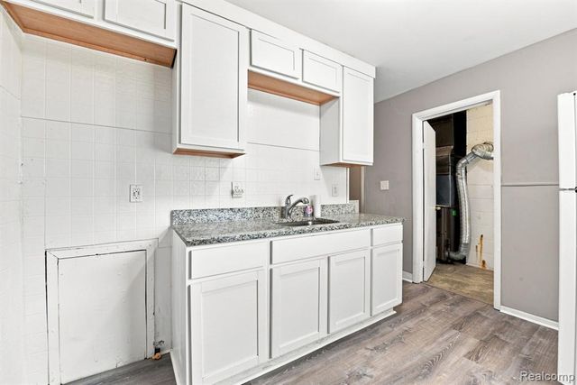 13077 Georgiana Avenue, Warren, MI 48089