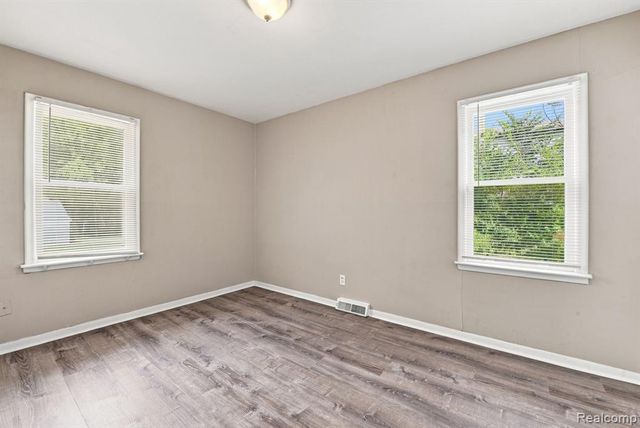 13077 Georgiana Avenue, Warren, MI 48089