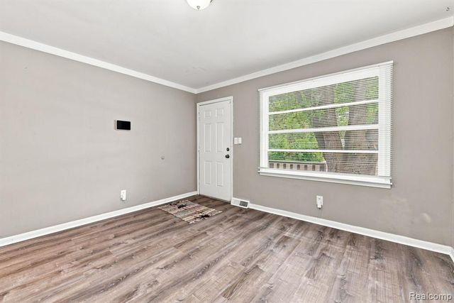 13077 Georgiana Avenue, Warren, MI 48089