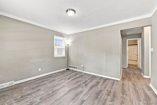 13077 Georgiana Avenue, Warren, MI 48089