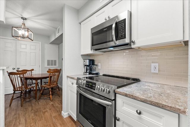 3506 Cove View Boulevard 1303, Galveston, TX 77554