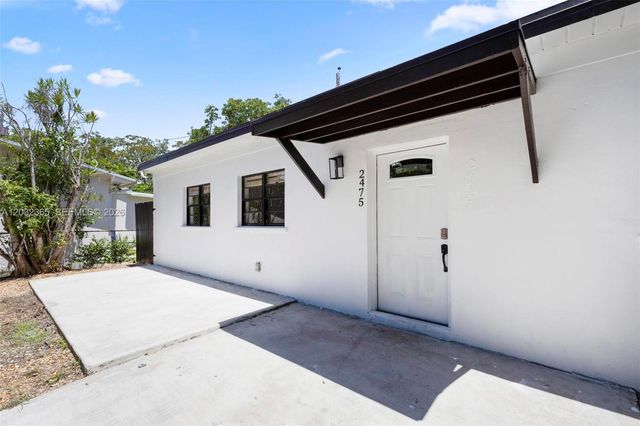 2475 NE 137th St, North Miami Beach, FL 33181