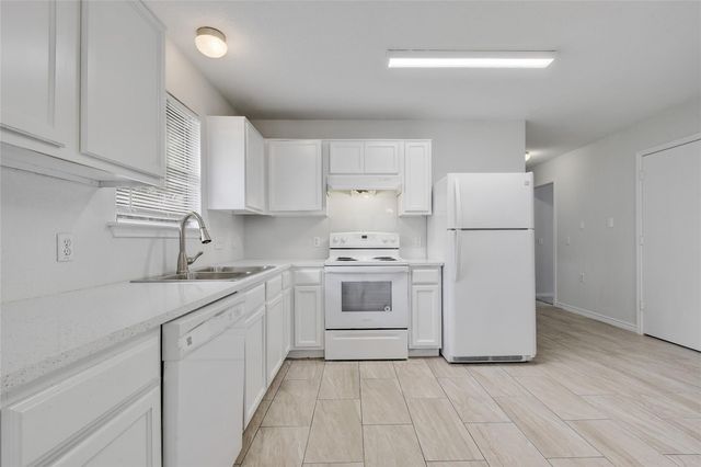 7207 Thannas WAY, Austin, TX 78744