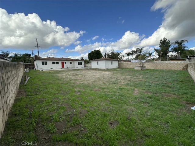 11241 Cactus, Bloomington, CA 92316