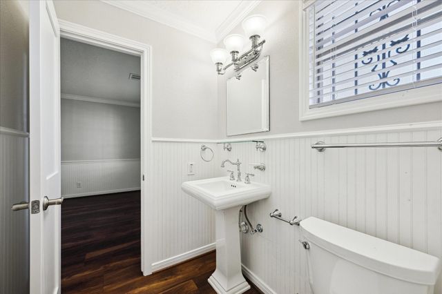 1115 Post Street, Houston, TX 77022