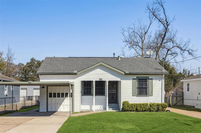 1115 Post Street, Houston, TX 77022