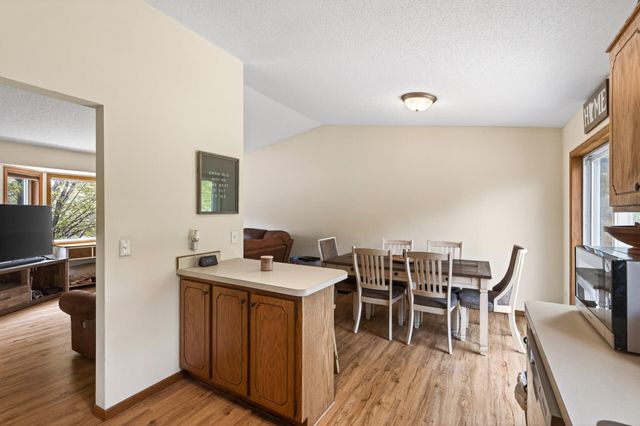 6237 Kalenda Lane NE, Albertville, MN 55301