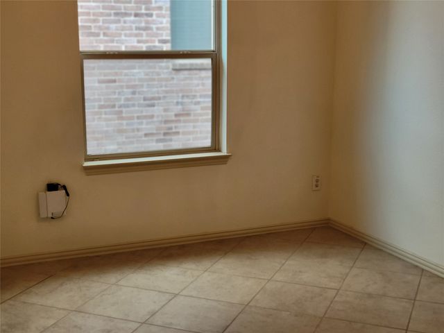 508 Hummingbird Drive, Little Elm, TX 75068