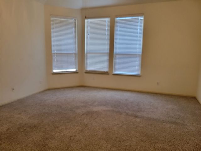 508 Hummingbird Drive, Little Elm, TX 75068