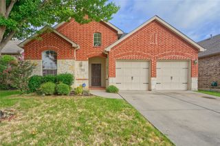 508 Hummingbird Drive, Little Elm, TX 75068