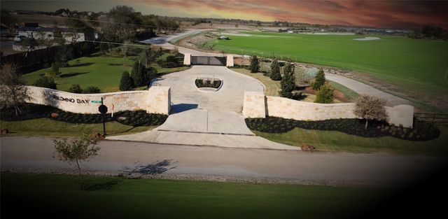 1051 Lakeway Drive, Sanger, TX 76266