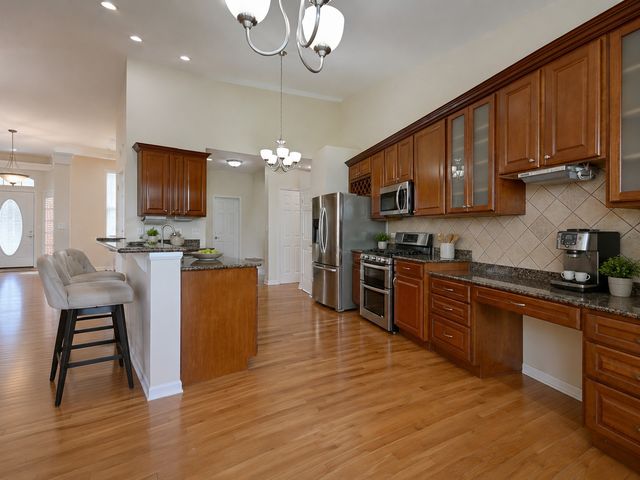 11819 Wolf Creek Lane, Plainfield, IL 60585