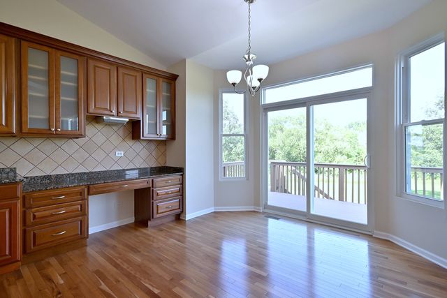 11819 Wolf Creek Lane, Plainfield, IL 60585