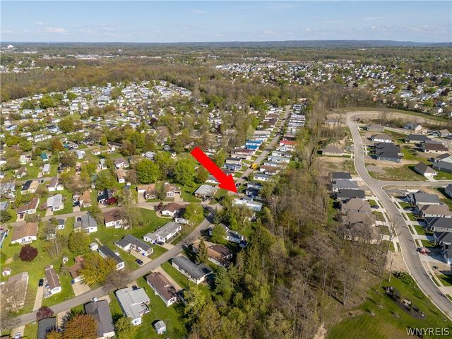45 Waterview Parkway, Hamburg, NY 14075