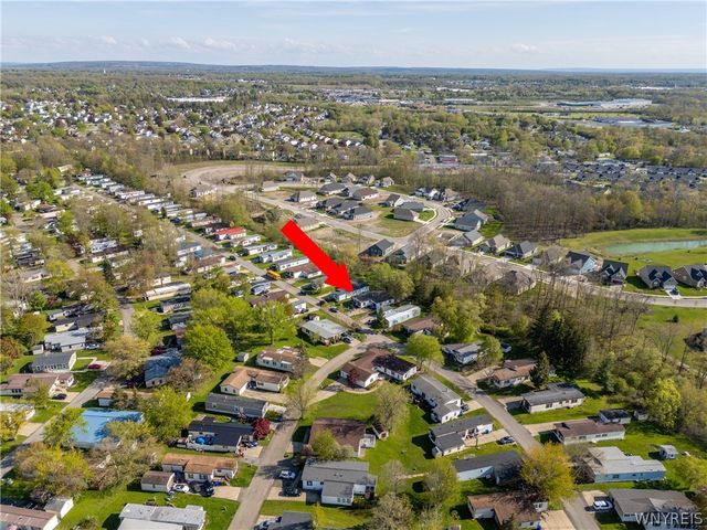 45 Waterview Parkway, Hamburg, NY 14075