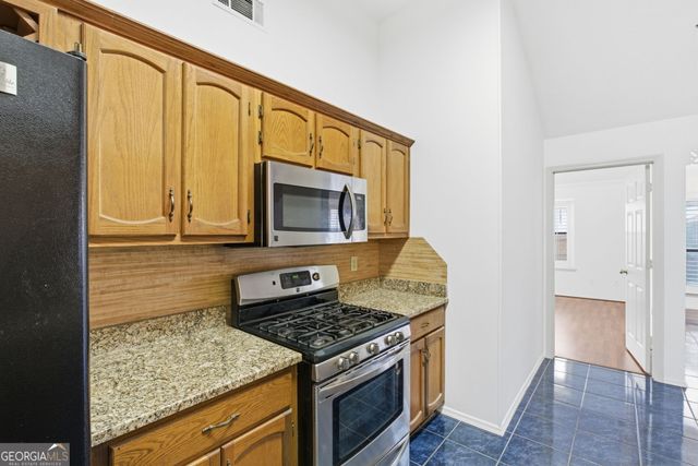 523 N Shore Road, Lithonia, GA 30058