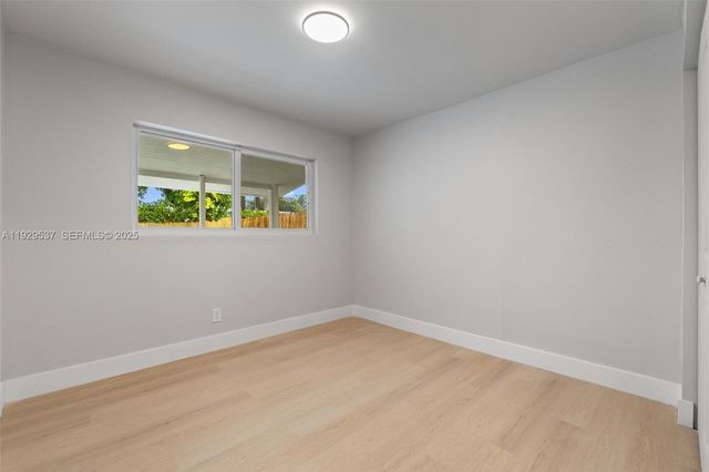 1431 NE 117TH ST, Miami, FL 33161