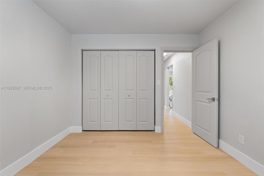 Image 21 of property listing at 1431 NE 117TH ST, Miami, FL 33161