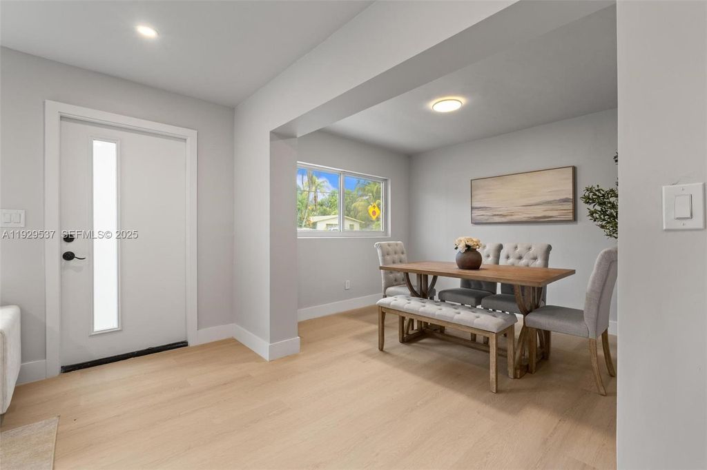 Image 6 of property listing at 1431 NE 117TH ST, Miami, FL 33161