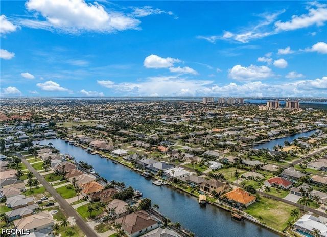 1816 SW 51st ST, Cape Coral, FL 33914