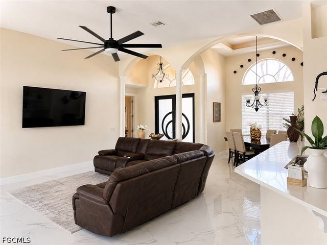 1816 SW 51st ST, Cape Coral, FL 33914
