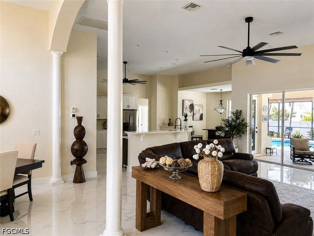 1816 SW 51st ST, Cape Coral, FL 33914