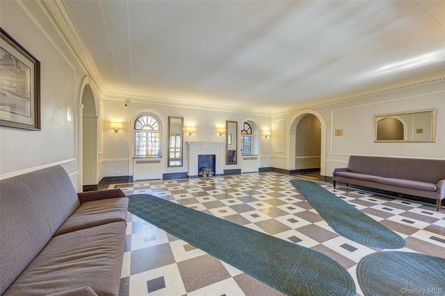 72-17 34th Avenue 1S, Jackson Heights, NY 11372