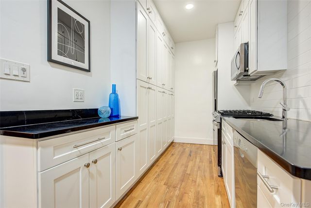 72-17 34th Avenue 1S, Jackson Heights, NY 11372