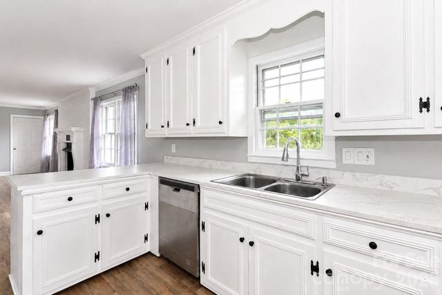 535 N Carolina Avenue, Statesville, NC 28677