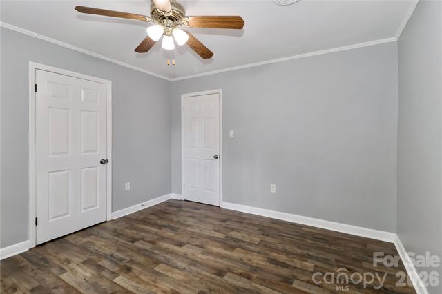 535 N Carolina Avenue, Statesville, NC 28677
