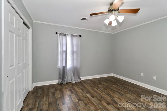 535 N Carolina Avenue, Statesville, NC 28677