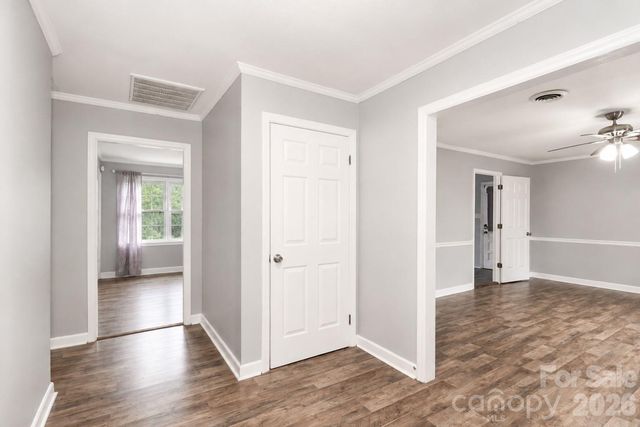 535 N Carolina Avenue, Statesville, NC 28677