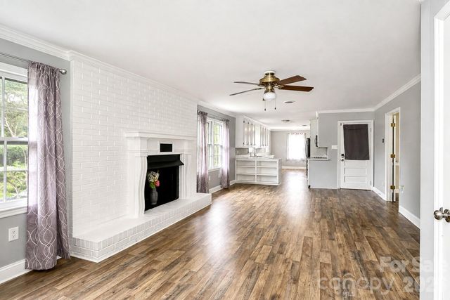 535 N Carolina Avenue, Statesville, NC 28677