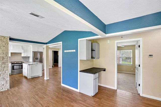 3519 Highway 146 S, Shoreacres, TX 77571