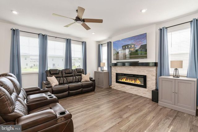 7101 STEAMBOAT CT, King George, VA 22485