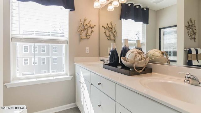 906 Rio Grande Drive, Toms River, NJ 08755