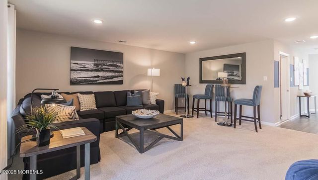 906 Rio Grande Drive, Toms River, NJ 08755