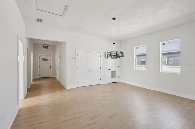 3015 SANCHEZ STREET, Tampa, FL 33605