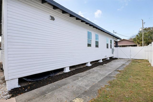 3015 SANCHEZ STREET, Tampa, FL 33605