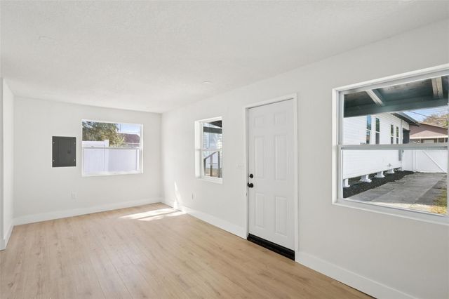 3015 SANCHEZ STREET, Tampa, FL 33605