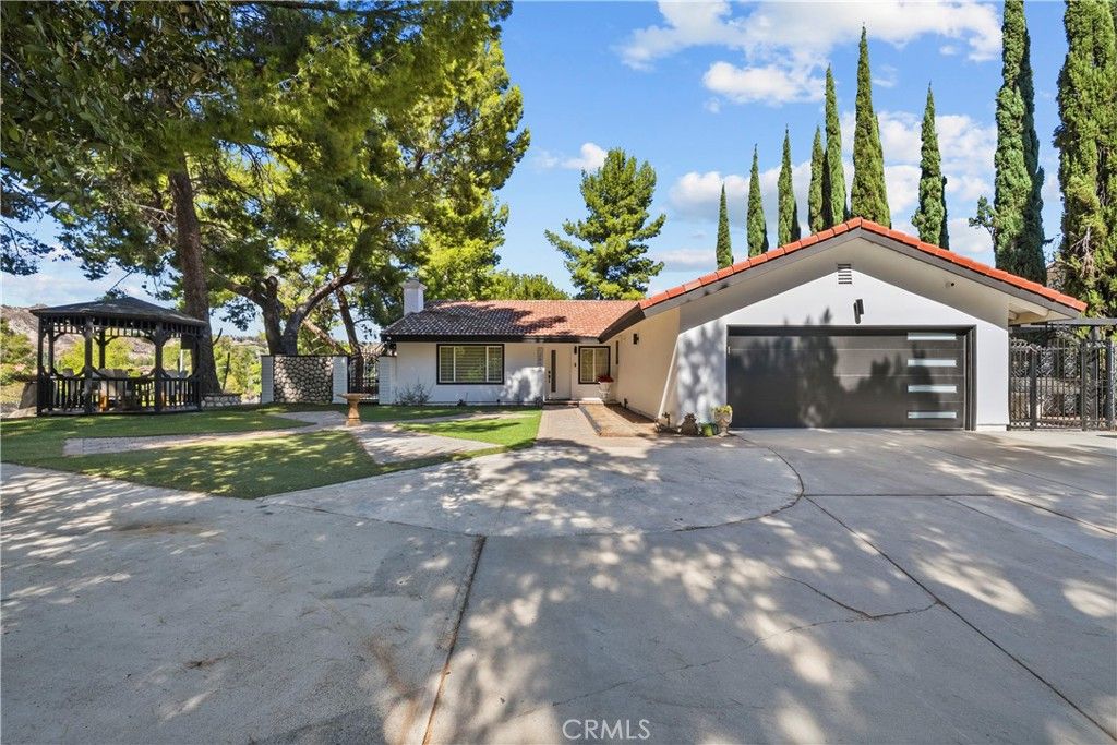 12850 Woodley Avenue, Granada Hills, CA 91344 — photo 2