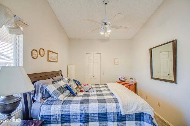 6542 S SAWGRASS Drive, Chandler, AZ 85249