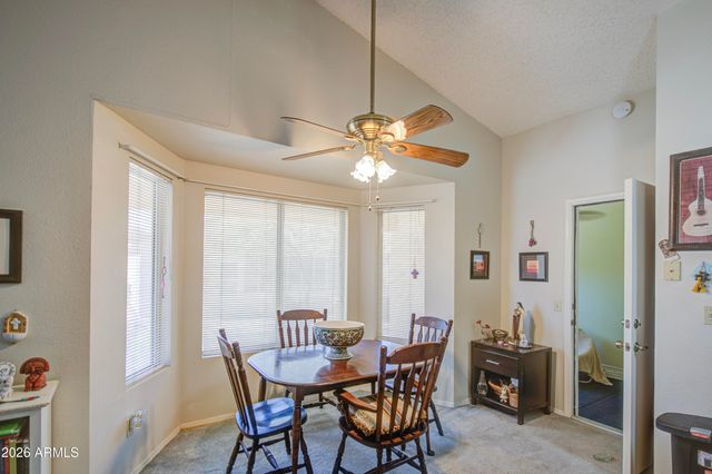 6542 S SAWGRASS Drive, Chandler, AZ 85249